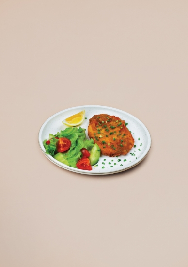 Picture of Schnitzel With Salad 320g