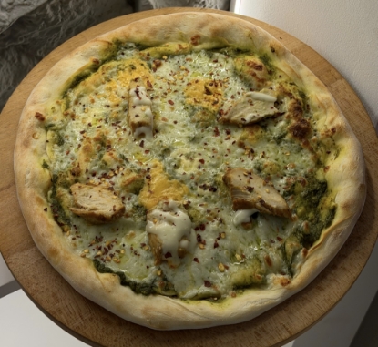 Picture of Pizza pesto & chicken 